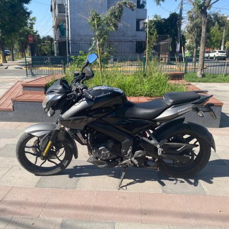 Bajaj Pulsar NS 200