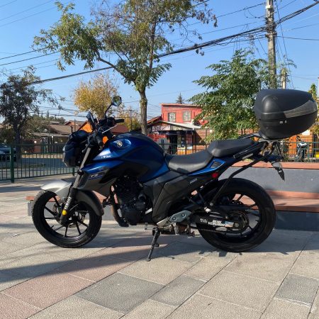YAMAHA FZ25